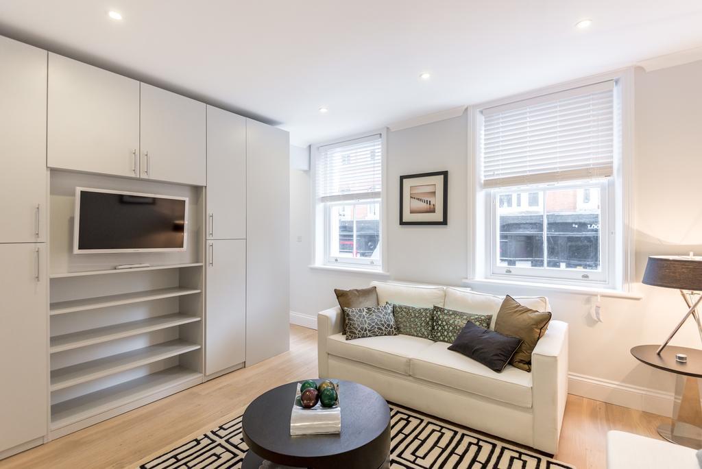 High Street Kensington Apartment London Room photo